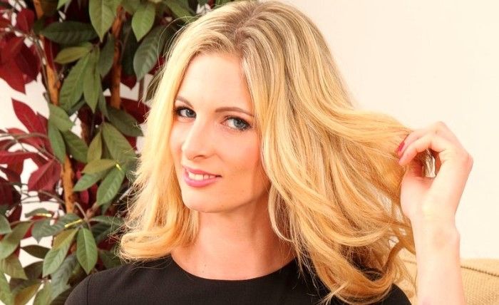 Rebecca Leah