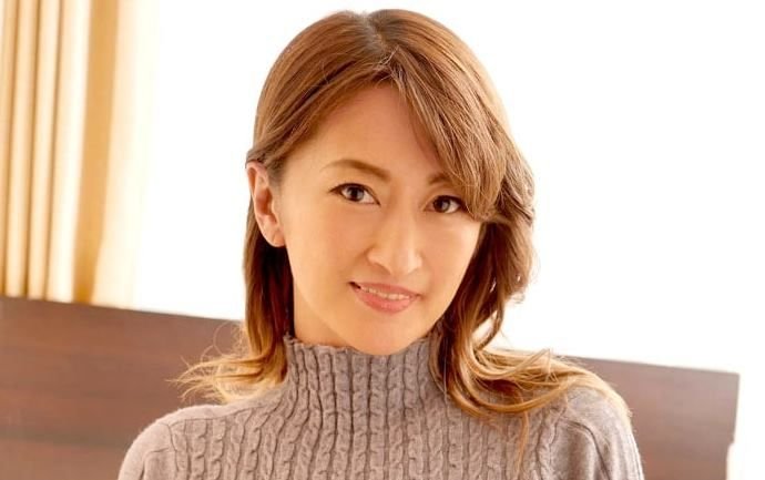 Rena Fukiishi Wiki, Bio, Net Worth, Age, Height & Career Facts - Knownalytics