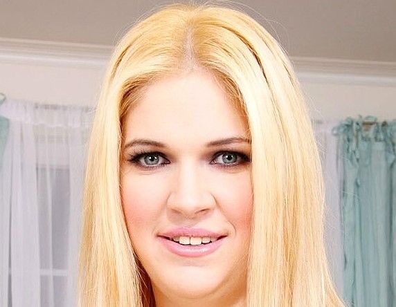 Renee Jordan Age, Height, Net Worth, Salary, Annual Income - Knownalytics