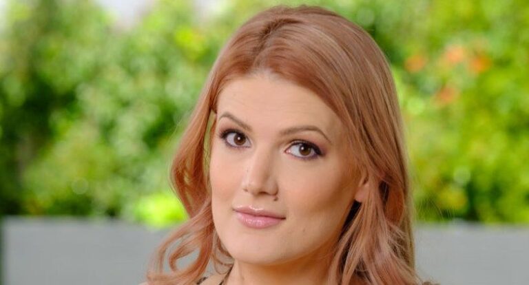 Riley Rose Net Worth, Salary, Annual Income, Age, Wiki - Knownalytics