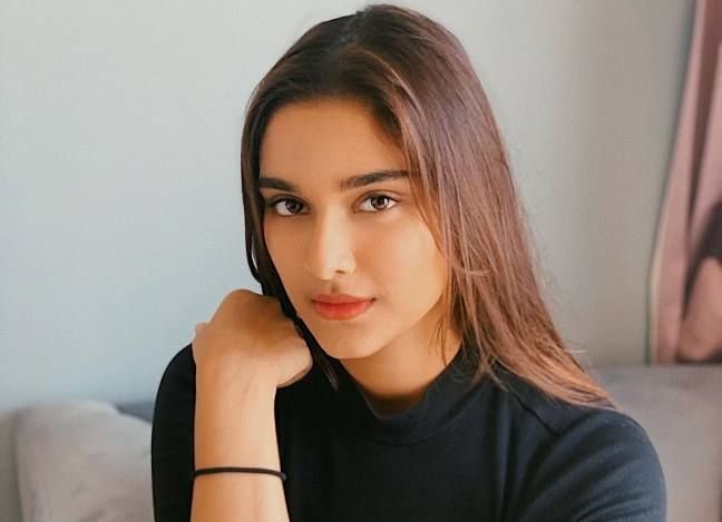 Saiee Manjrekar Wiki, Bio, Net Worth, Age, Height & Career Facts - Knownalytics