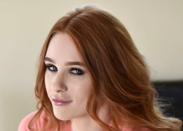Scarlett Snow