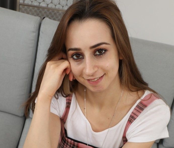 Tania Aresti Wiki, Bio, Net Worth, Age, Height & Career Facts - Knownalytics