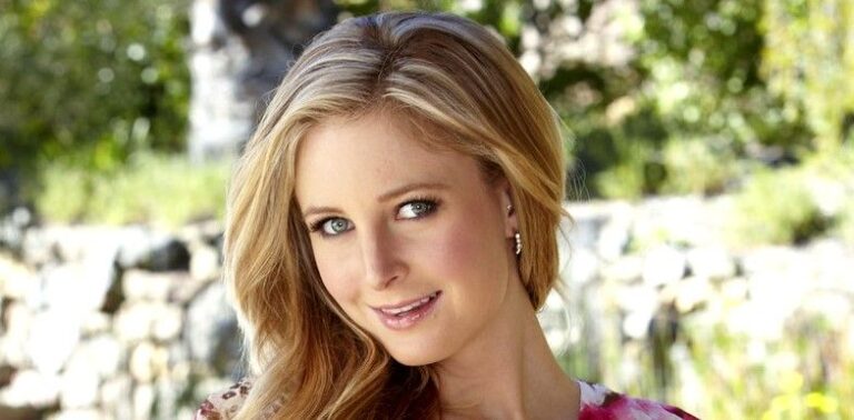 Tatum Woods