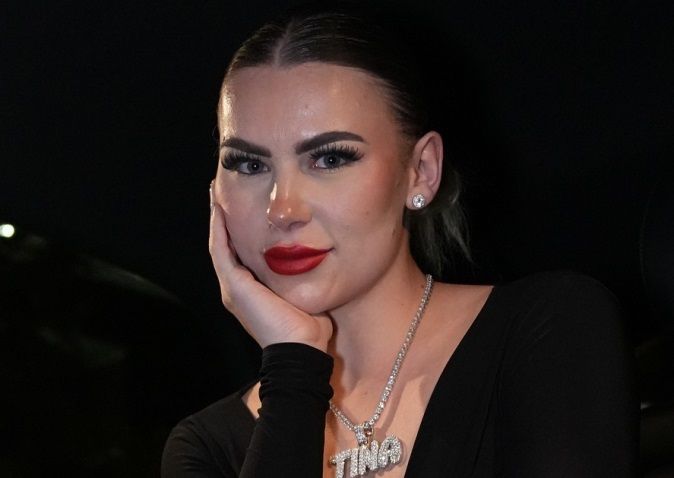 Tina Snows Age, Height, Net Worth, Salary, Annual Income - Knownalytics