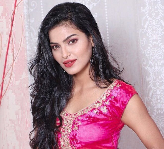 Unika Ray Wiki, Bio, Net Worth, Age, Height & Career Facts - Knownalytics