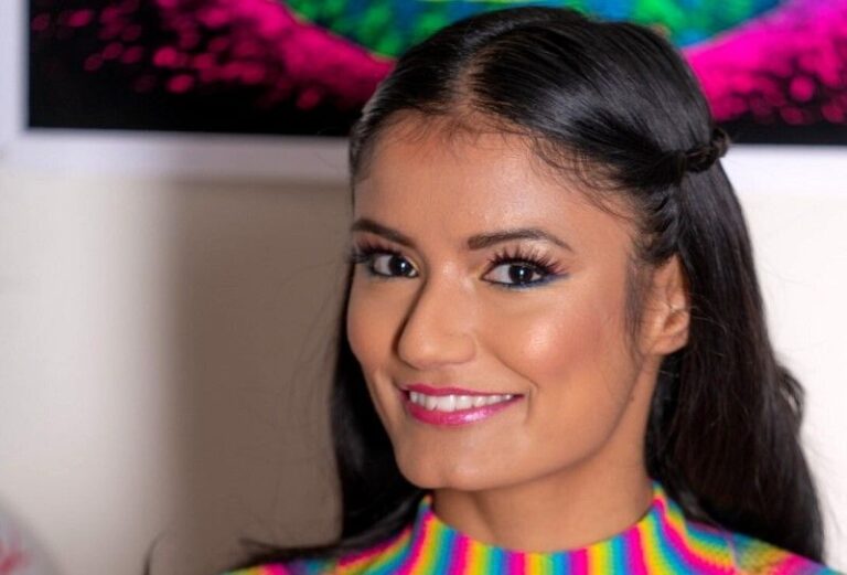 Viva Athena Wiki, Bio, Net Worth, Age, Height & Career Facts - Knownalytics