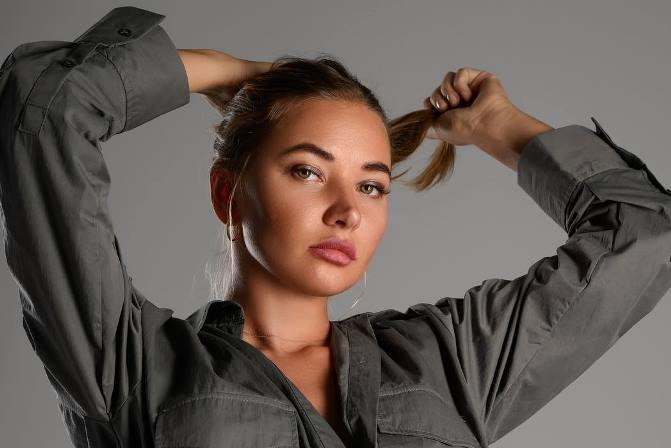 Yulia Dimetra Wiki, Bio, Net Worth, Age, Height & Career Facts - Knownalytics