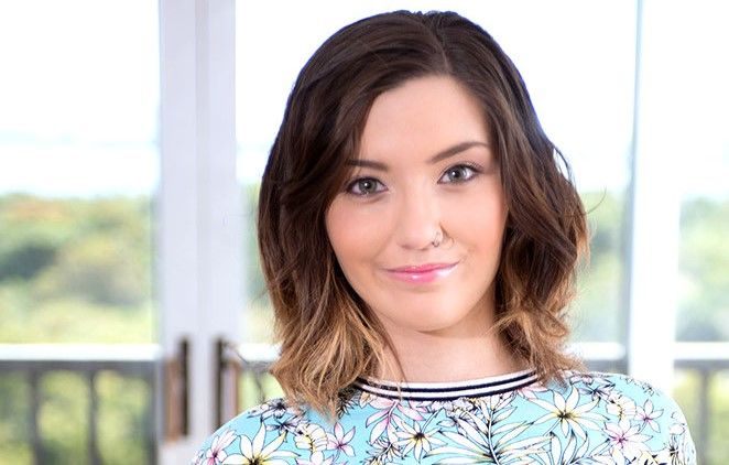 Zara Brooks Wiki, Bio, Net Worth, Age, Height & Career Facts - Knownalytics