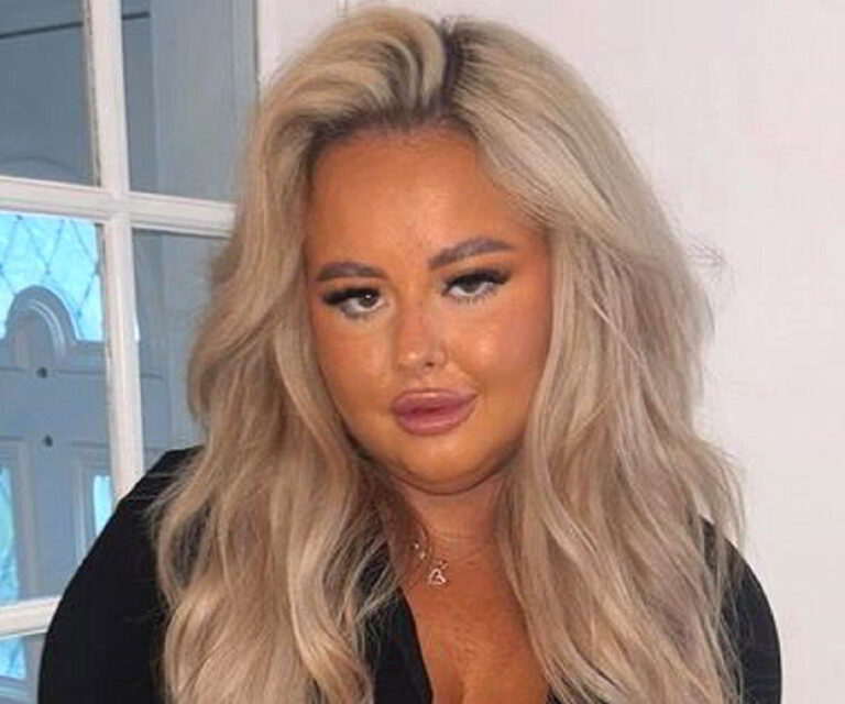 Charly Anne C Age, Height, Net Worth, Salary, Annual Income - Knownalytics