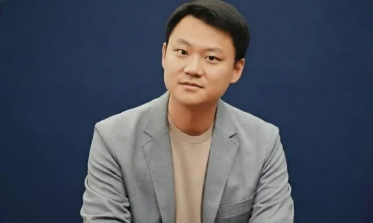 Simon Yiming Ma Net Worth, Bio, Wife & Camelot CEO - Knownalytics
