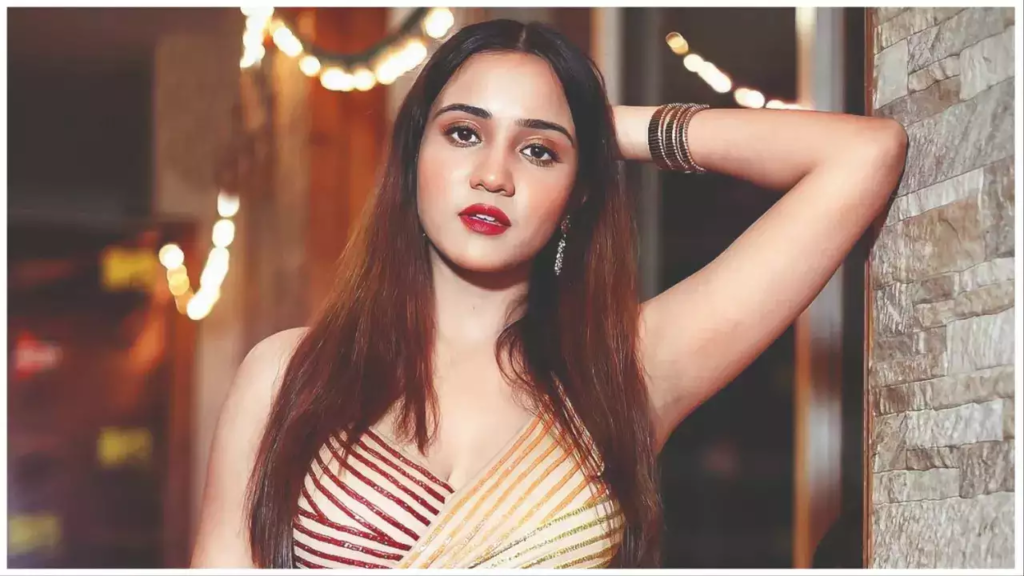 Body Measurements of Ashi Singh